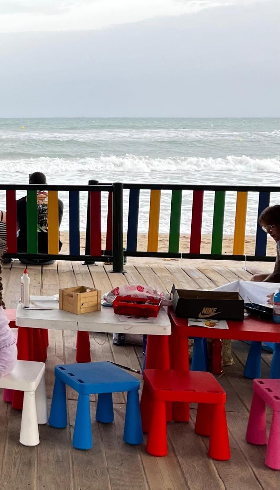 Acogedor Y Amplio Apartamento Familiar A Pie De Playa 카라펠 외부 사진