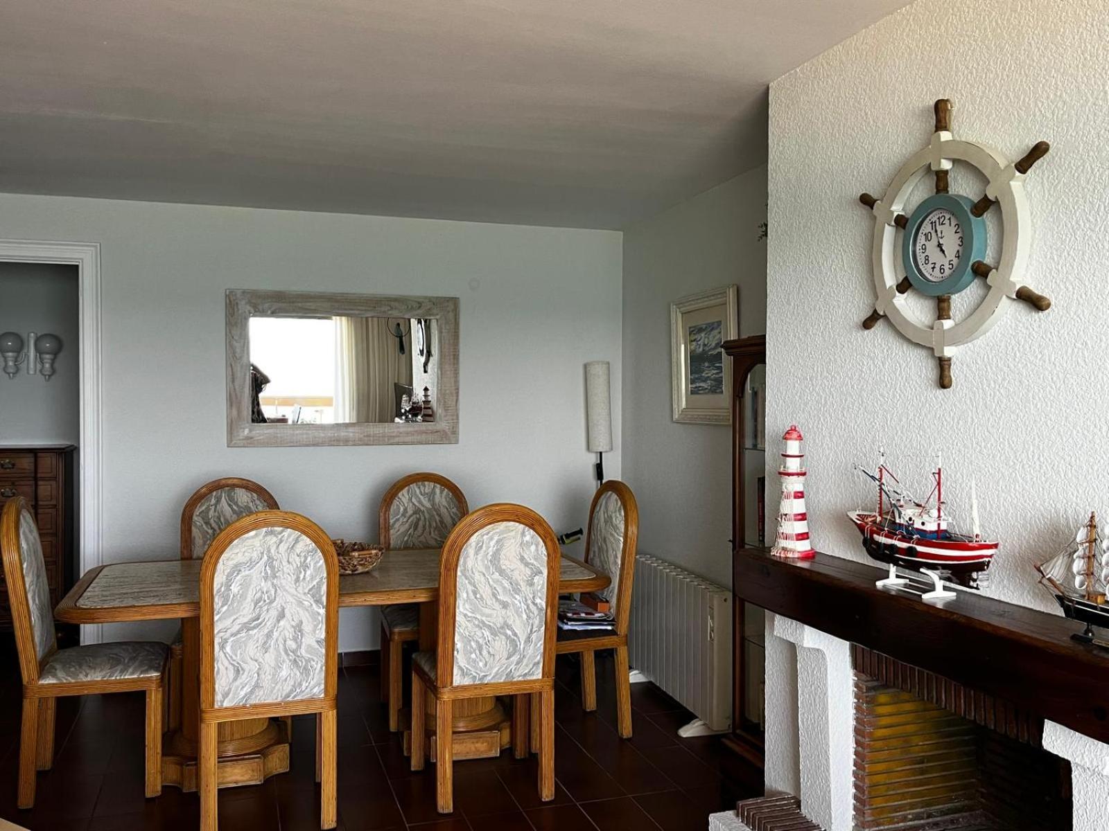 Acogedor Y Amplio Apartamento Familiar A Pie De Playa 카라펠 외부 사진